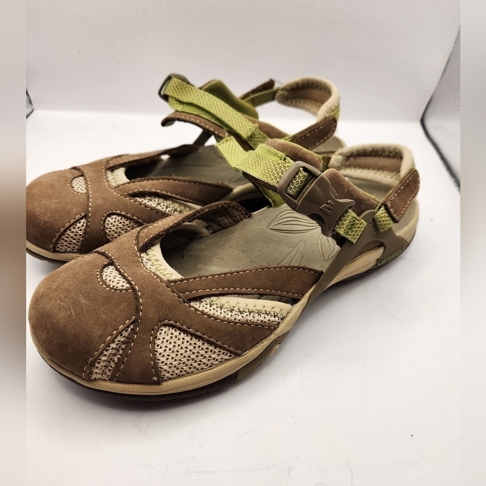 Merrell women's size 5 Otter sandals. Green and brown, velcro